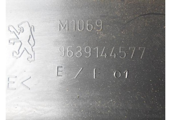 Тримач задньої полки (лівої, правої), Peugeot Partner, 9634626577, 9639144577.